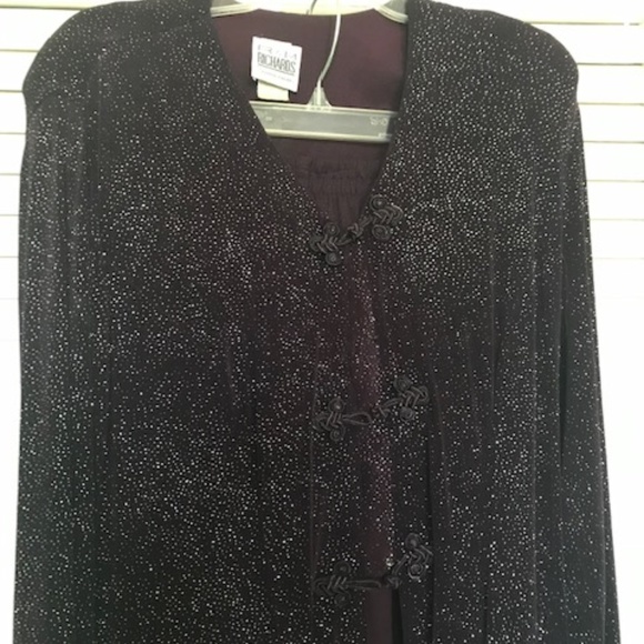 Tunic style pant suit - Picture 2 of 5